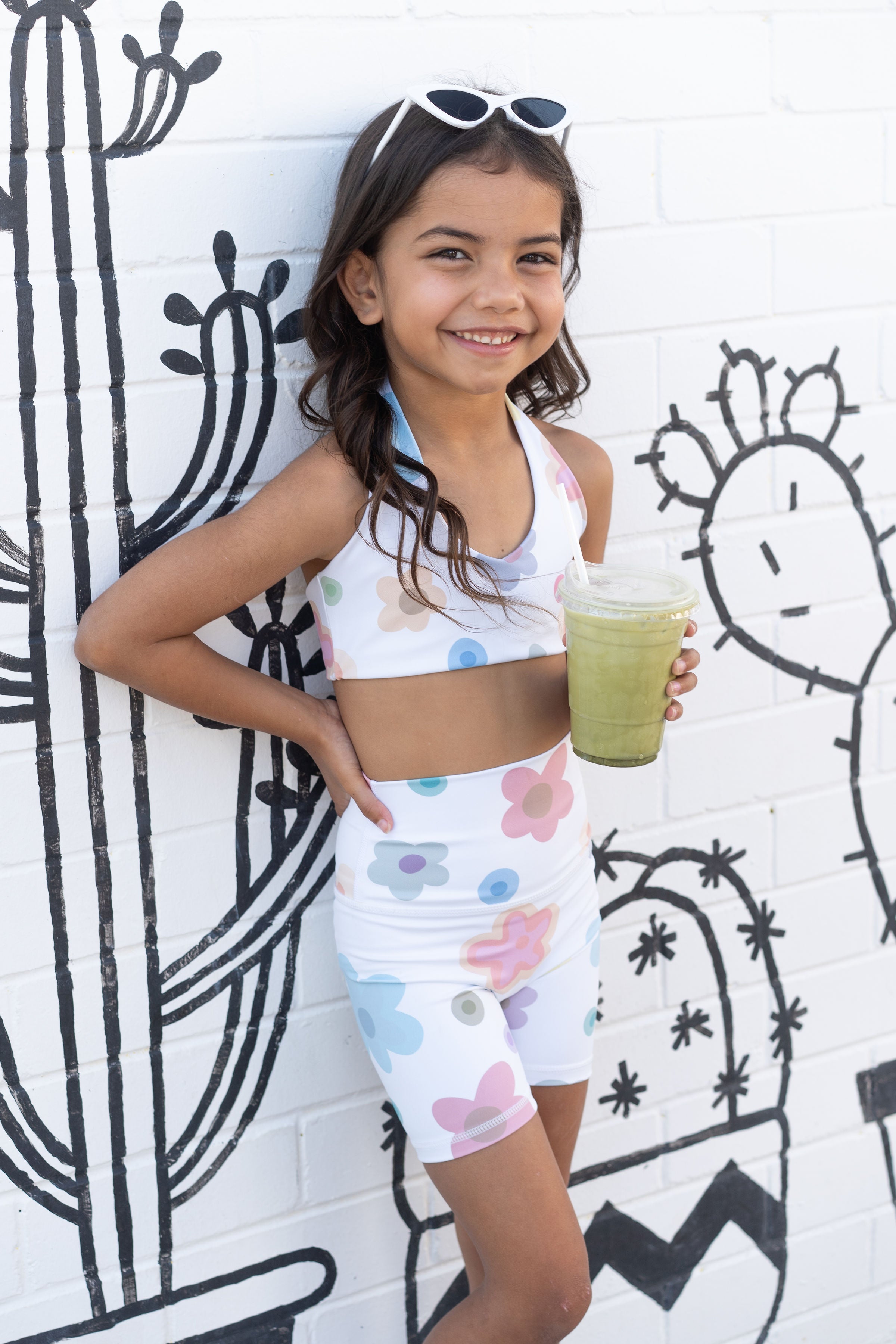 Mid-Length Shorts - Daisy